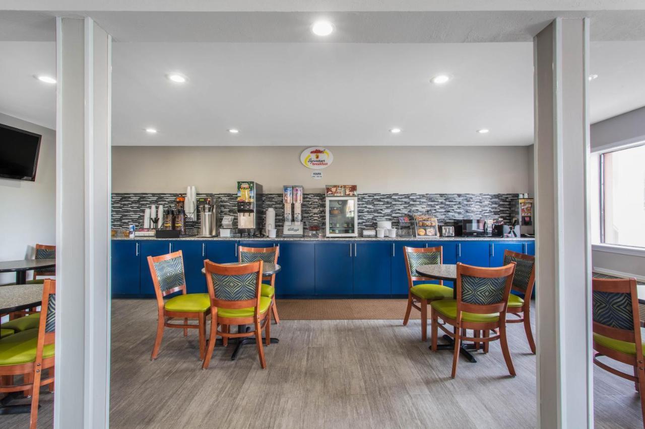 Super 8 By Wyndham Florence Buitenkant foto